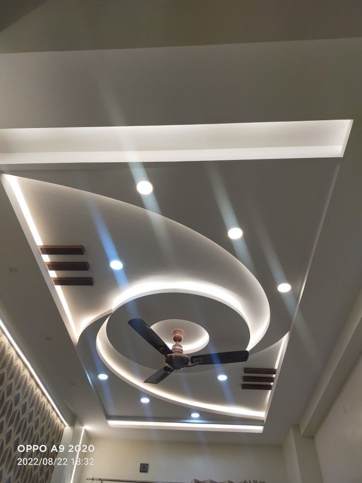 Minimalist Living Room Ceiling